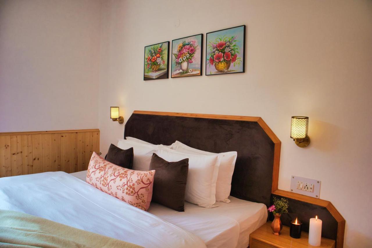 The Wooden Chalet, Manali Luaran gambar